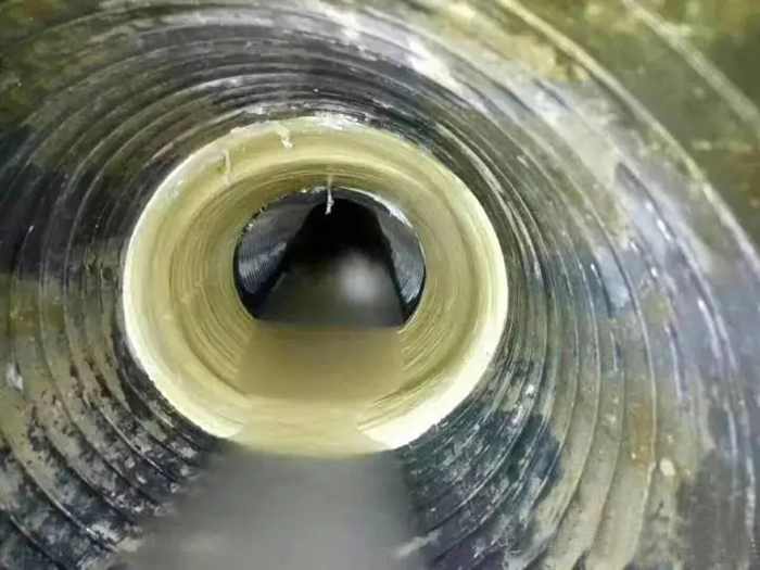 镶黄内衬修复法通常适用于哪些类型的断面管道