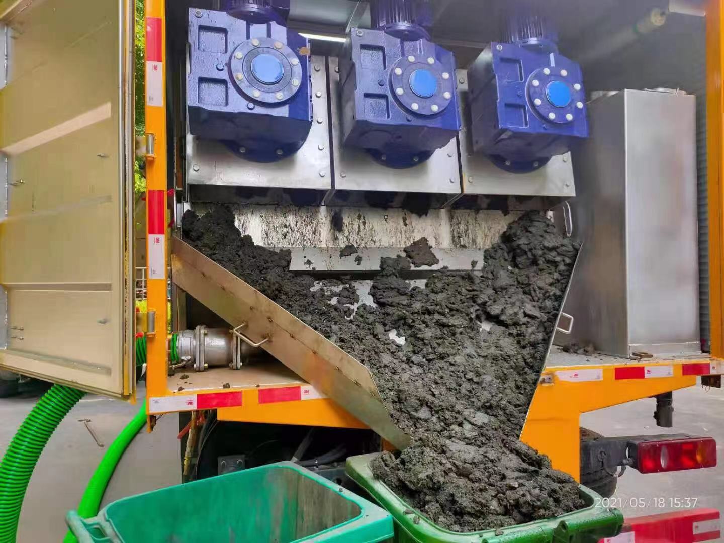 镶黄化粪池清掏城市维护站-泥浆净化干湿分离处理