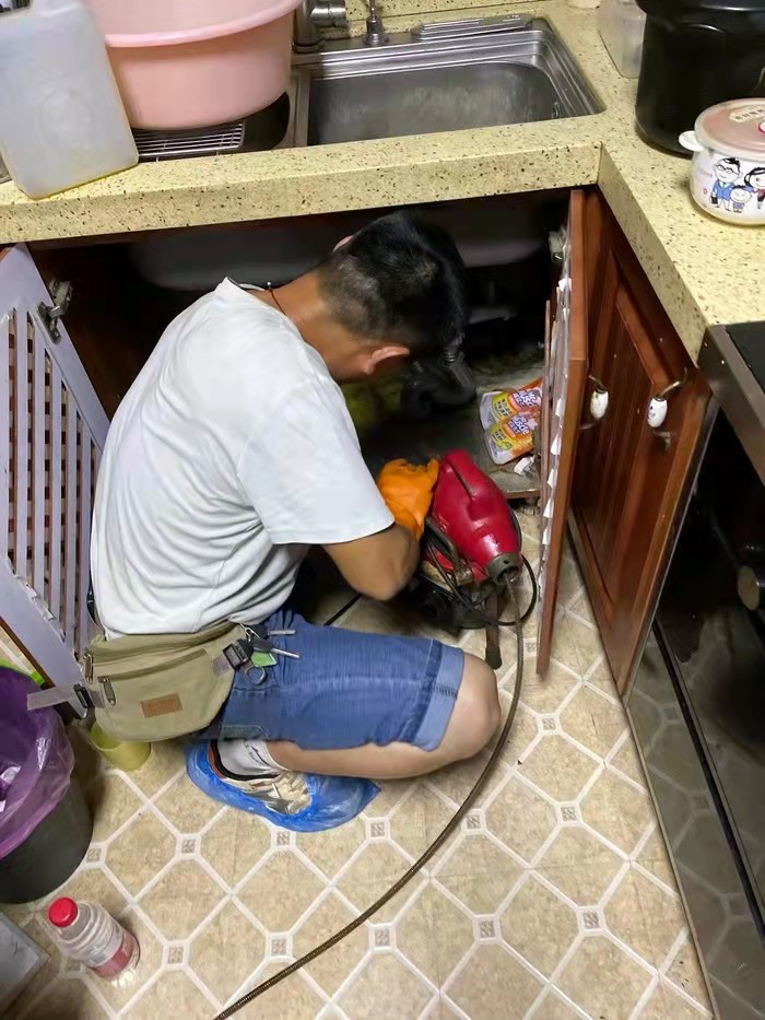 镶黄通下水道
